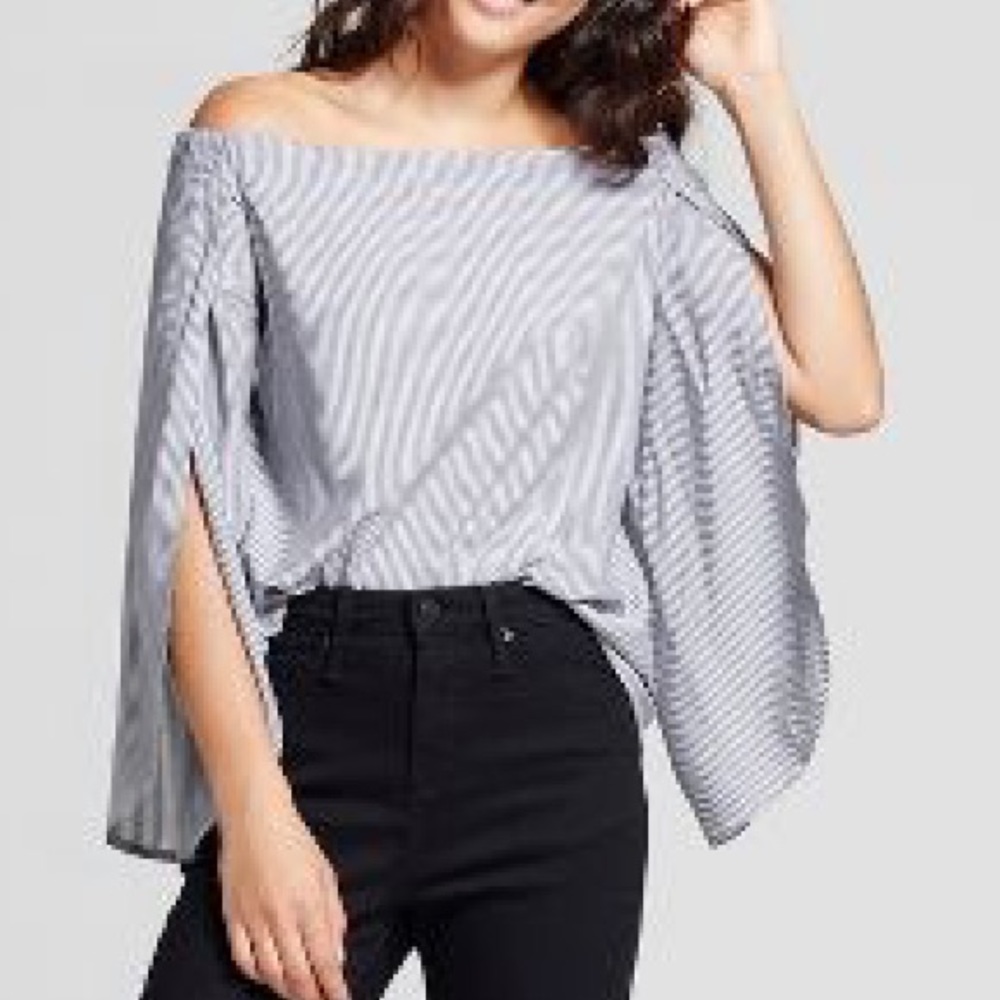 Adorable off the shoulder seersucker top